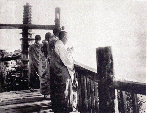 图片[1]-An old photo of Mount Emei in Sichuan in 1920s-China Archive
