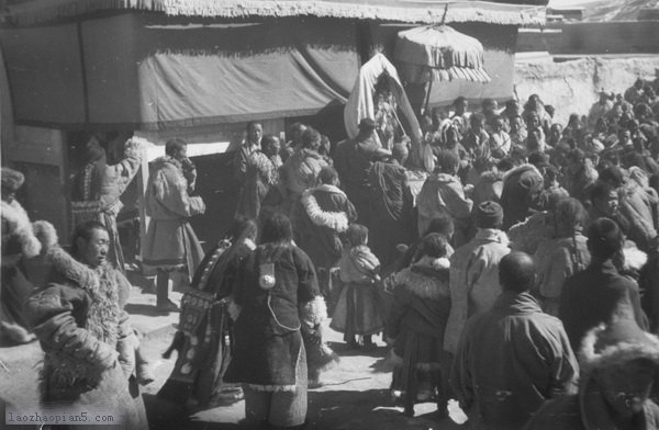 图片[14]-Old photos recorded at the site of the pilgrimage activity in Wendu Temple, Xunhua, Qinghai in 1932-China Archive