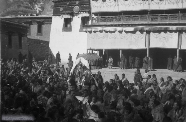 图片[13]-Old photos recorded at the site of the pilgrimage activity in Wendu Temple, Xunhua, Qinghai in 1932-China Archive