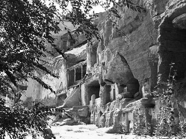 图片[14]-The old photos of Dunhuang, Gansu in 1943. The scenery of Mogao Grottoes in Dunhuang 80 years ago-China Archive