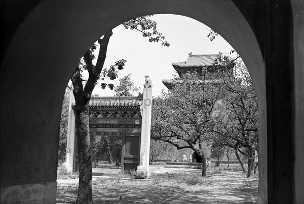 图片[9]-Old photos of the Ming Tombs in Beijing in the 1930s Images of the Ming Tombs in the Republic of China (Part 2)-China Archive