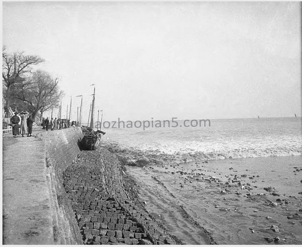 图片[2]-Old photo of Qiantang River spring tide in 1932-China Archive