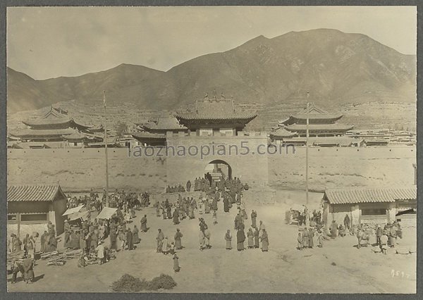 图片[2]-In 1925, the old photo of Dangar Ancient City in Huangyuan, Qinghai, used to be the capital of tea and horse merchants-China Archive