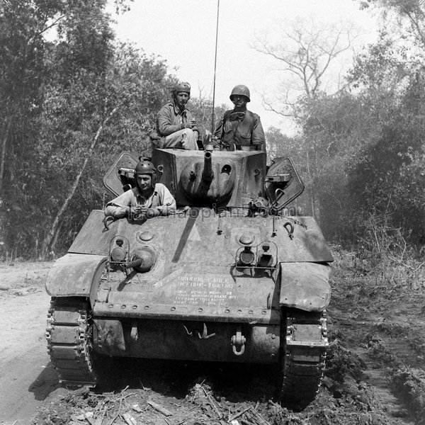 图片[14]-Old photos of the tank troops formed by the Chinese Expeditionary Force during the war in Burma in 1944-China Archive