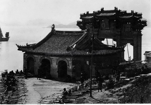 图片[1]-1930 Old photo of Mount Putuo in Zhejiang Province, a Buddhist holy place 100 years ago-China Archive