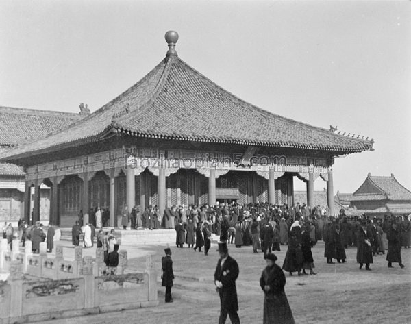 图片[5]-Photo taken by Gan Bo on the scene of the 1918 Beijing Palace Museum Peace Celebration Parade-China Archive