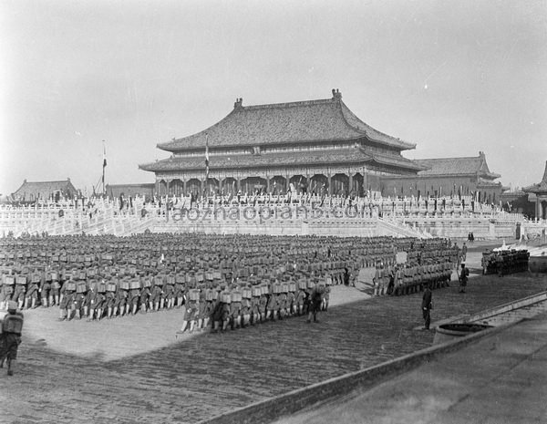 图片[8]-Photo taken by Gan Bo on the scene of the 1918 Beijing Palace Museum Peace Celebration Parade-China Archive