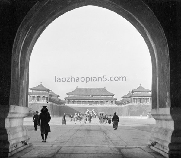 图片[4]-Photo taken by Gan Bo on the scene of the 1918 Beijing Palace Museum Peace Celebration Parade-China Archive