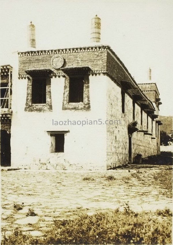 图片[4]-The old photos of Ulanhot, Inner Mongolia in 1943, the style and features of Xing’an League 80 years ago-China Archive