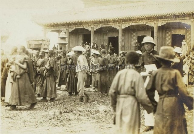 图片[2]-In 1943, the old photo of Chifeng, Inner Mongolia was taken in Daban Town, Right Banner, Bahrain at that time-China Archive