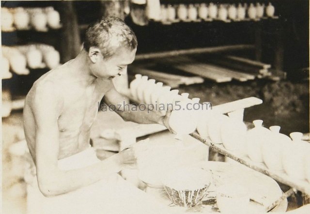 图片[7]-The old photo of Jingdezhen, Jiangxi in 1940, recorded the whole process of porcelain making 80 years ago-China Archive