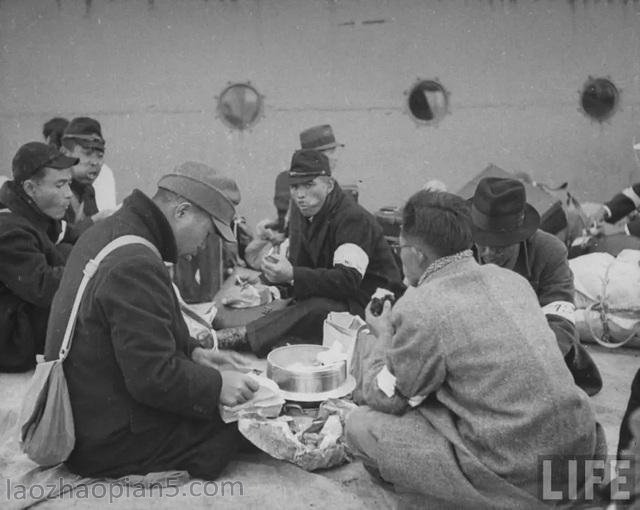 图片[5]-1945 Shanghai old photo Japanese prisoners waiting to be repatriated after the victory of the Anti Japanese War-China Archive