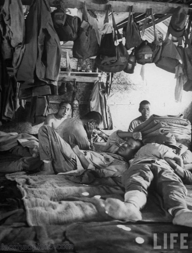 图片[9]-1945 Shanghai old photo Japanese prisoners waiting to be repatriated after the victory of the Anti Japanese War-China Archive