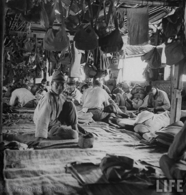 图片[10]-1945 Shanghai old photo Japanese prisoners waiting to be repatriated after the victory of the Anti Japanese War-China Archive