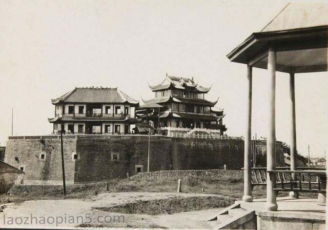 图片[1]-The old photo of Changsha in 1938: the style and features of Tianxin Pavilion on Yuelu Mountain 80 years ago-China Archive