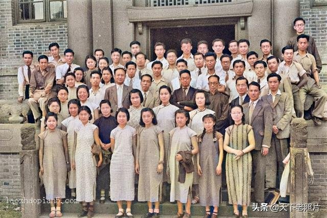 1943年成都老照片  抗战大后方的成都生活悠闲