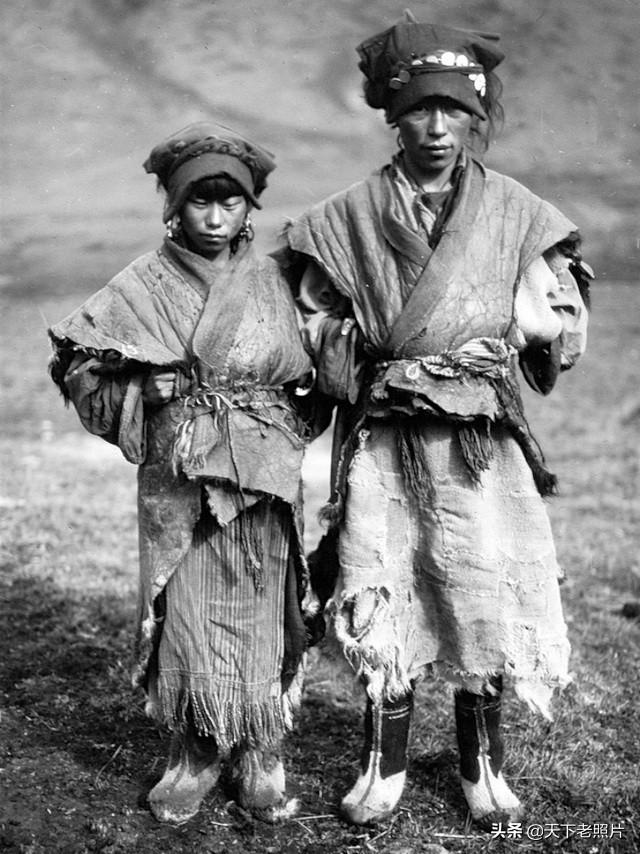 图片[2]-An old photograph of Kangding in Kangba Tibetan region in 1930, taken by Arnold Heim-China Archive