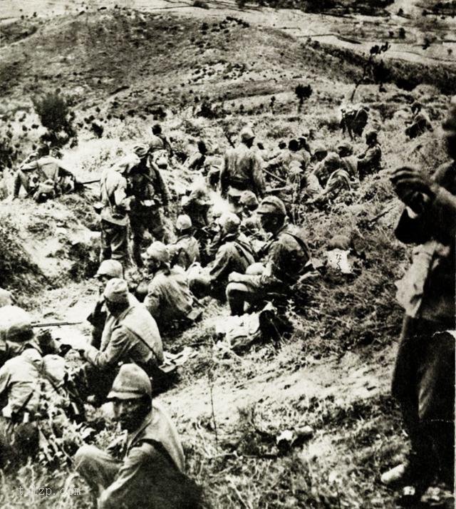 图片[7]-Photos of Japanese troops entering Huoshan City during the Battle of Wuhan in August 1938-China Archive
